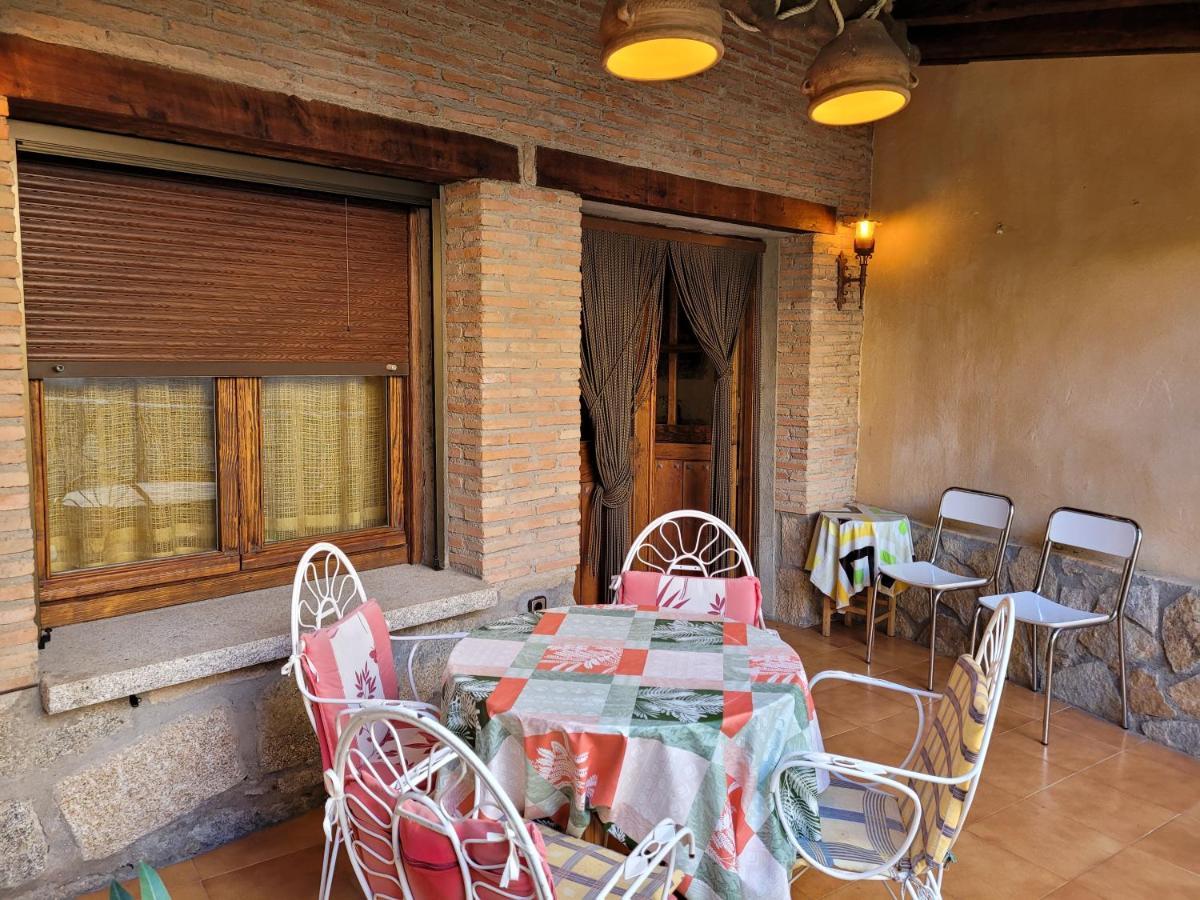 Casa Rural La Vid Cadalso de los Vidrios Exterior photo