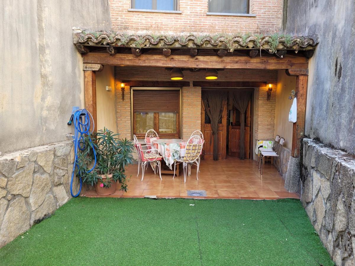 Casa Rural La Vid Cadalso de los Vidrios Exterior photo